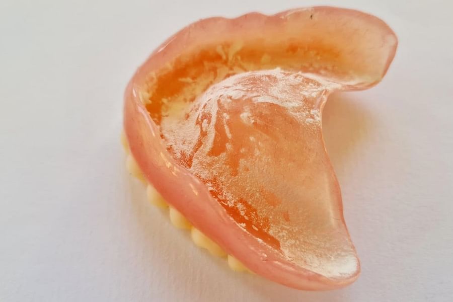 Calcium Zinc PVM/MA Copolymer denture cream