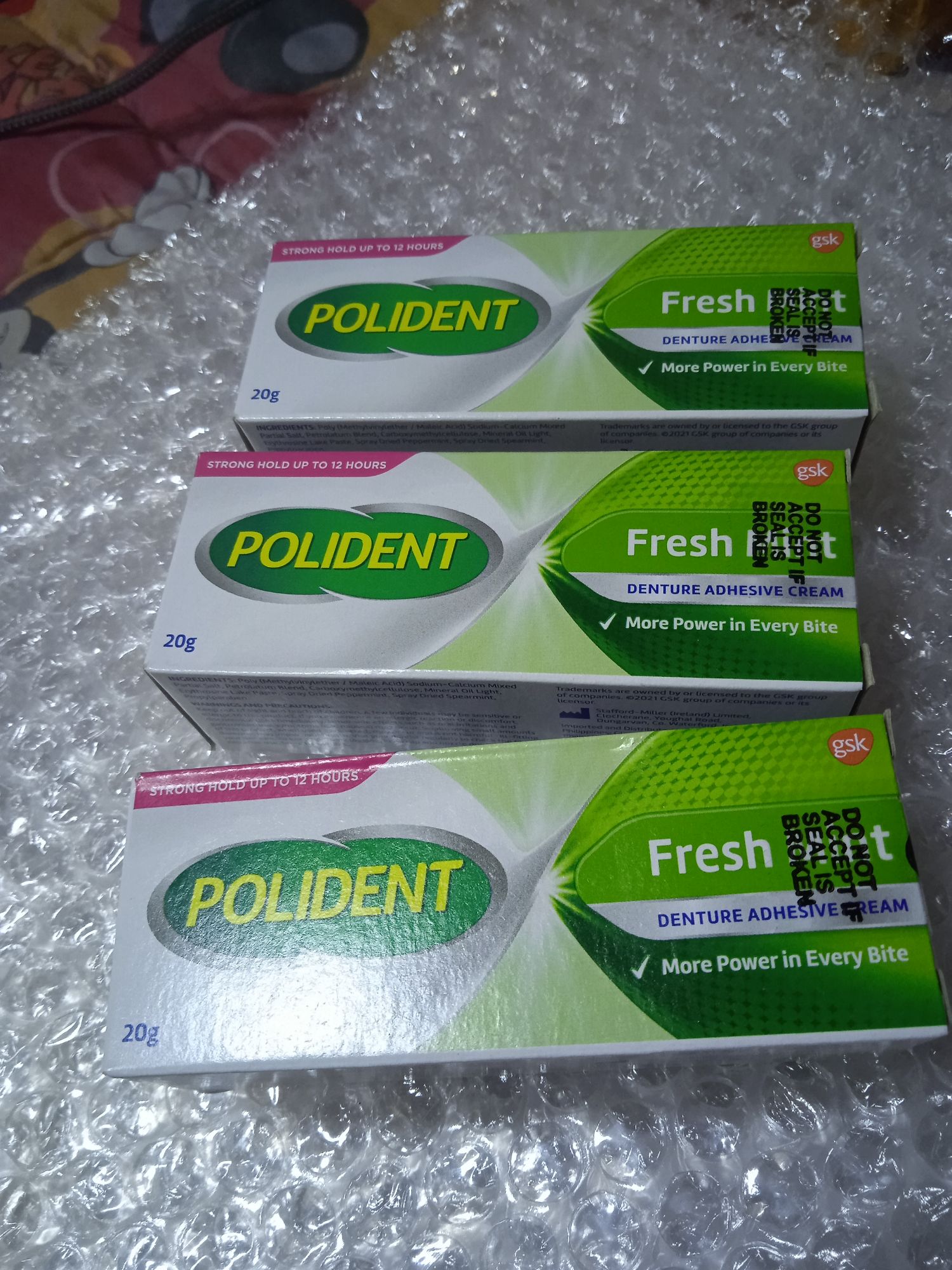 Denture Creams Uncovered Ingredients, Effectiveness, and User Guidance